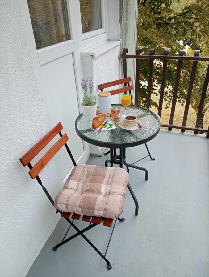 Sunray Studio Apartment Загреб Екстериор снимка