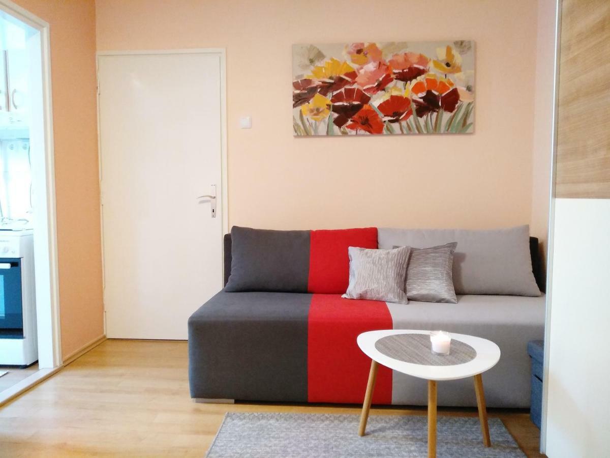 Sunray Studio Apartment Загреб Екстериор снимка
