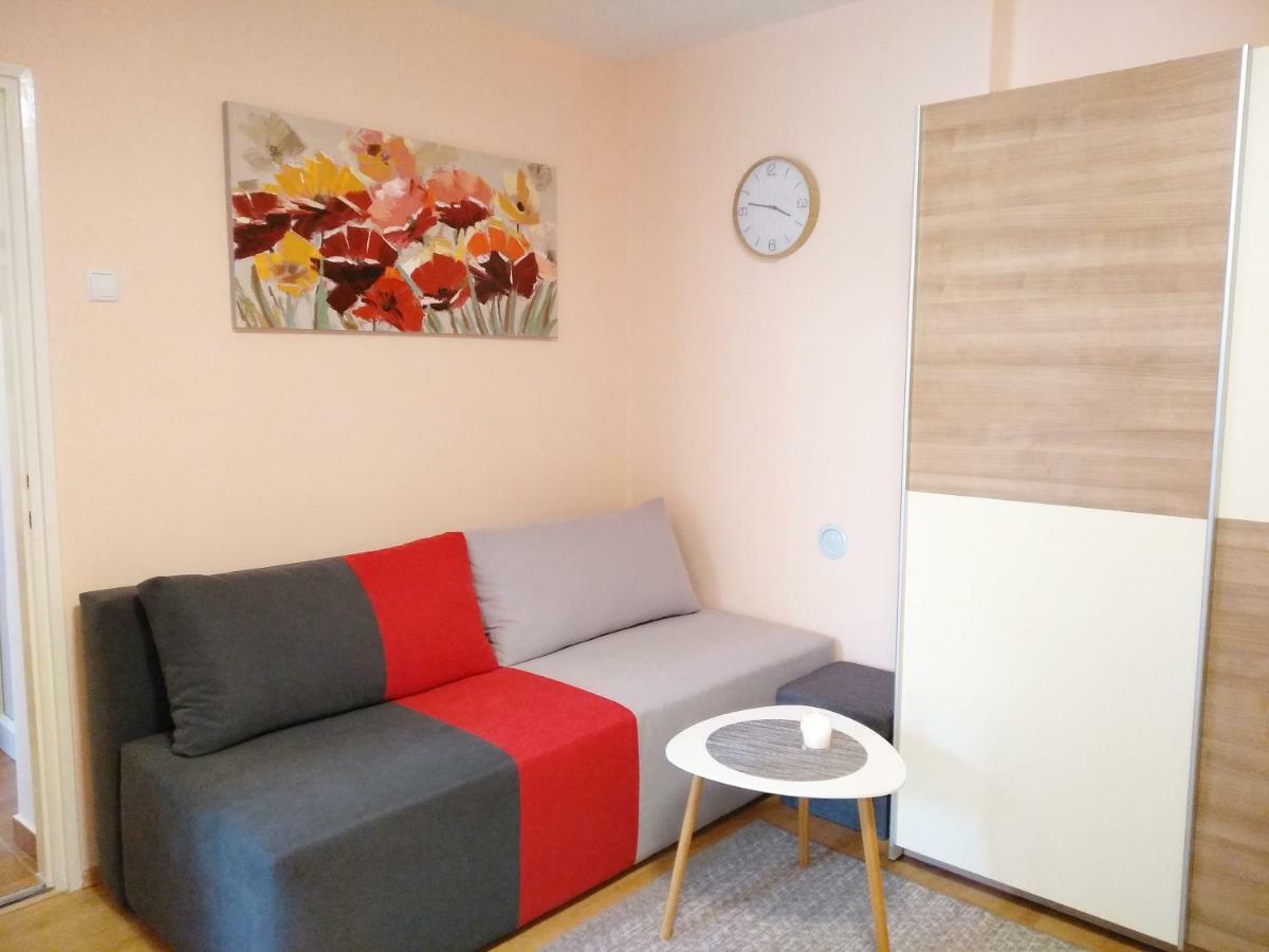 Sunray Studio Apartment Загреб Екстериор снимка